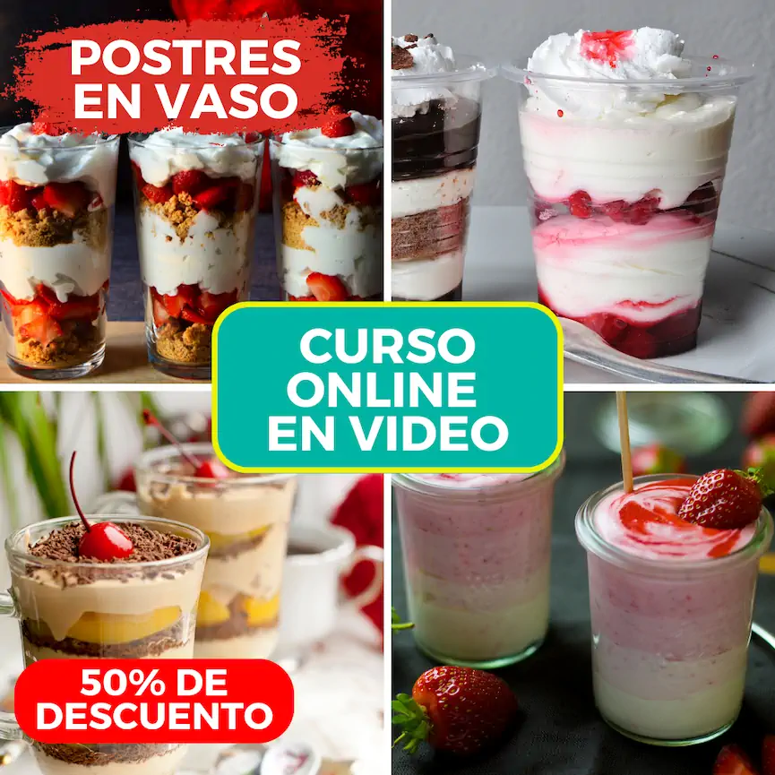 Postre en vaso con crema y fruta